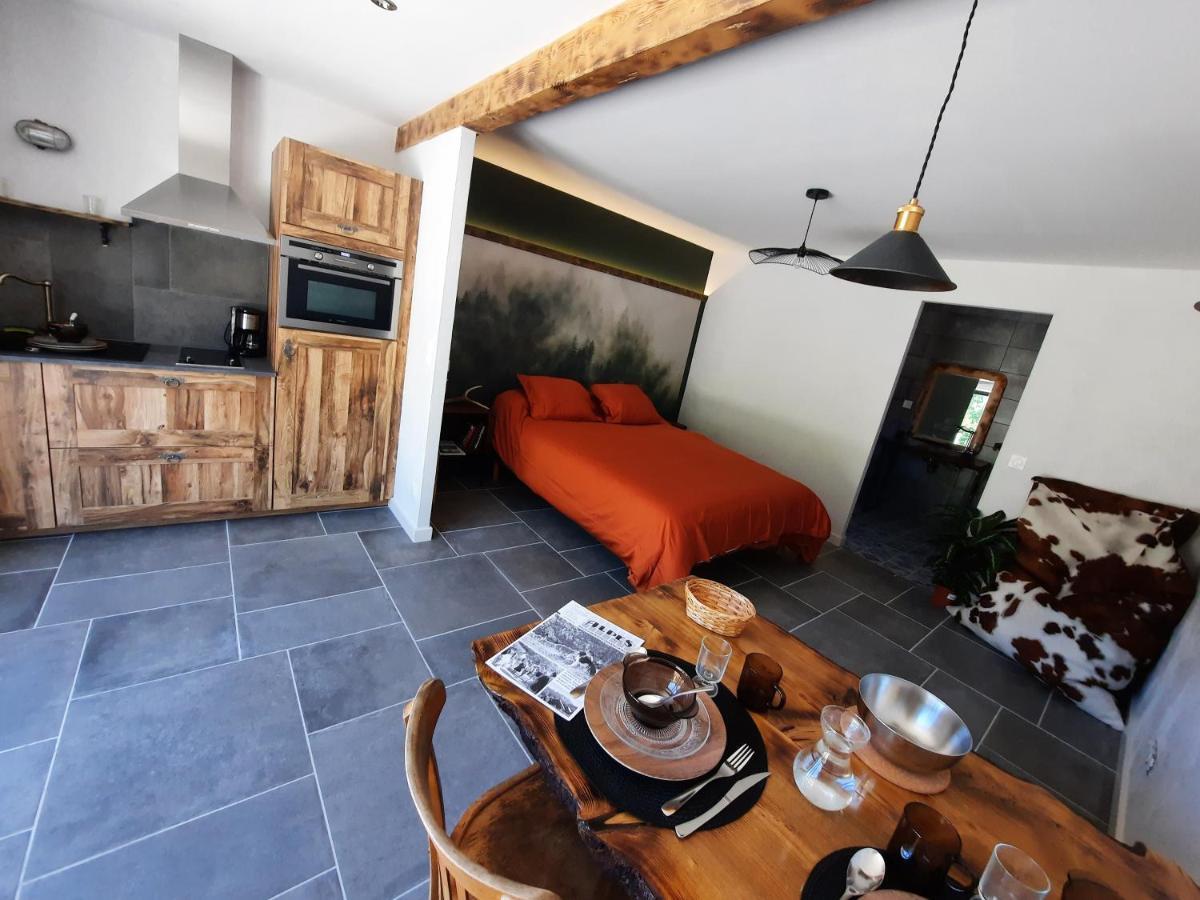 Le Petit Begou Bed & Breakfast Saint-Auban-d'Oze Екстериор снимка
