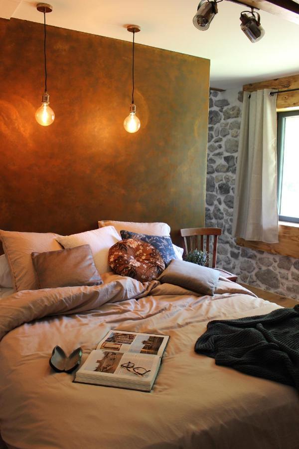 Le Petit Begou Bed & Breakfast Saint-Auban-d'Oze Екстериор снимка