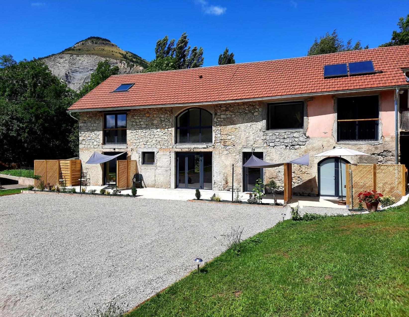 Le Petit Begou Bed & Breakfast Saint-Auban-d'Oze Екстериор снимка